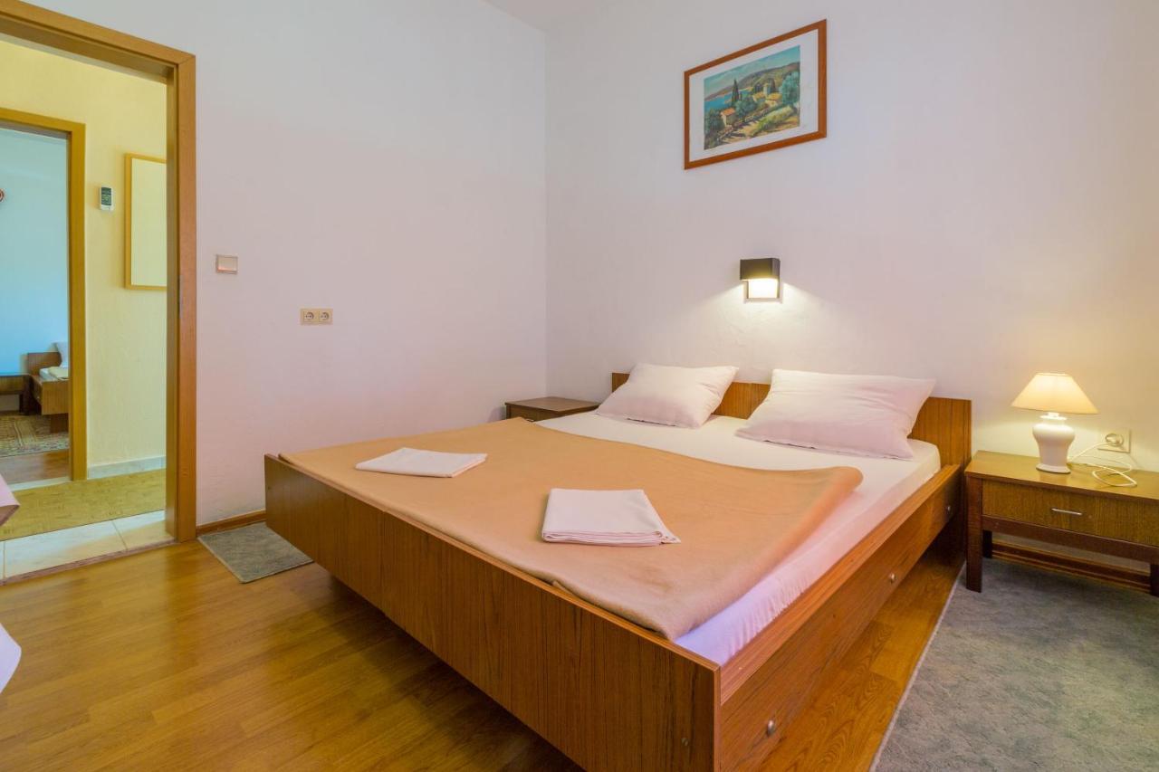 Apartments Matilda Dramalj Extérieur photo
